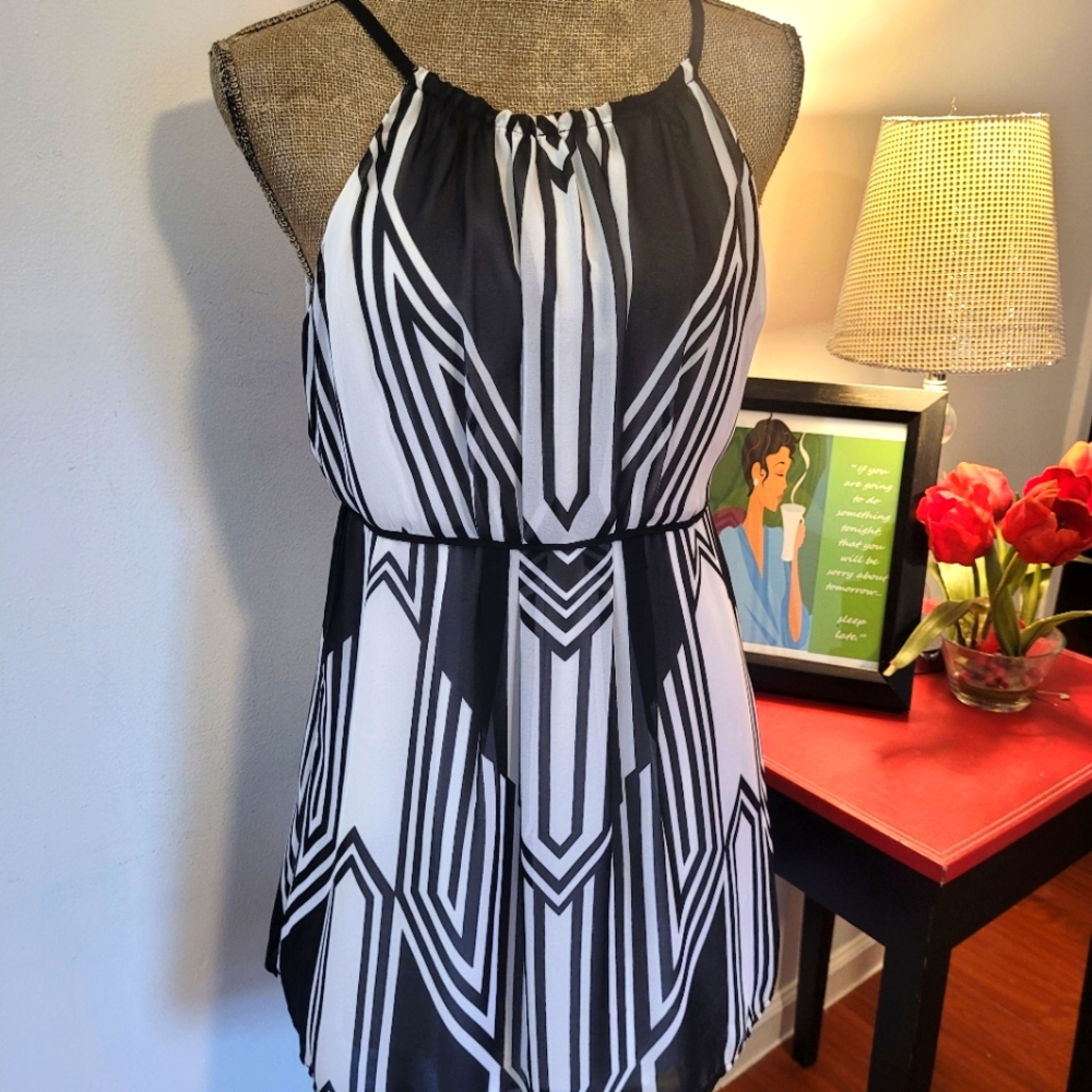 CACHE Black/White Sheer  Top
